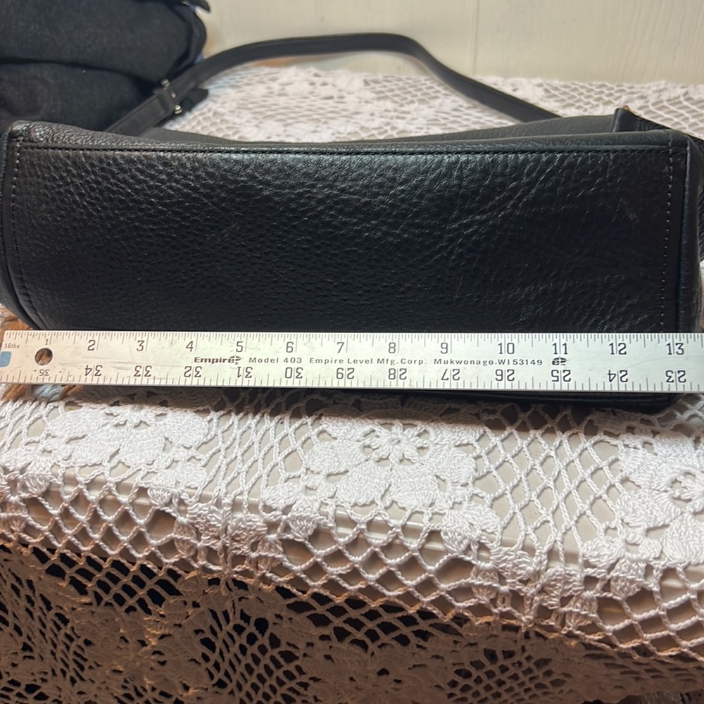 Kate Spade black leather cross body - Picture 5 of 7
